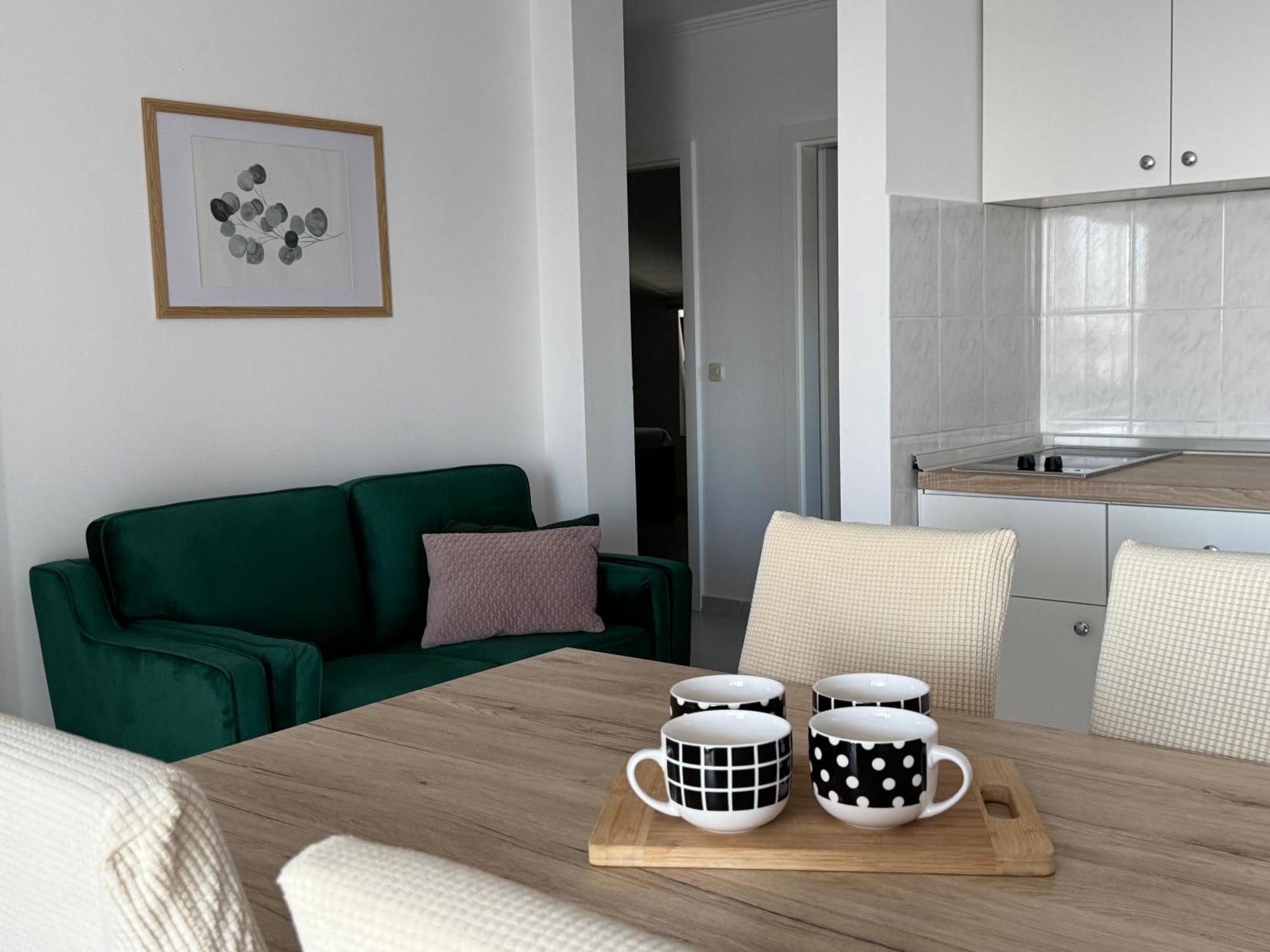 Emanuela 1 Apartment Novalja Exterior photo